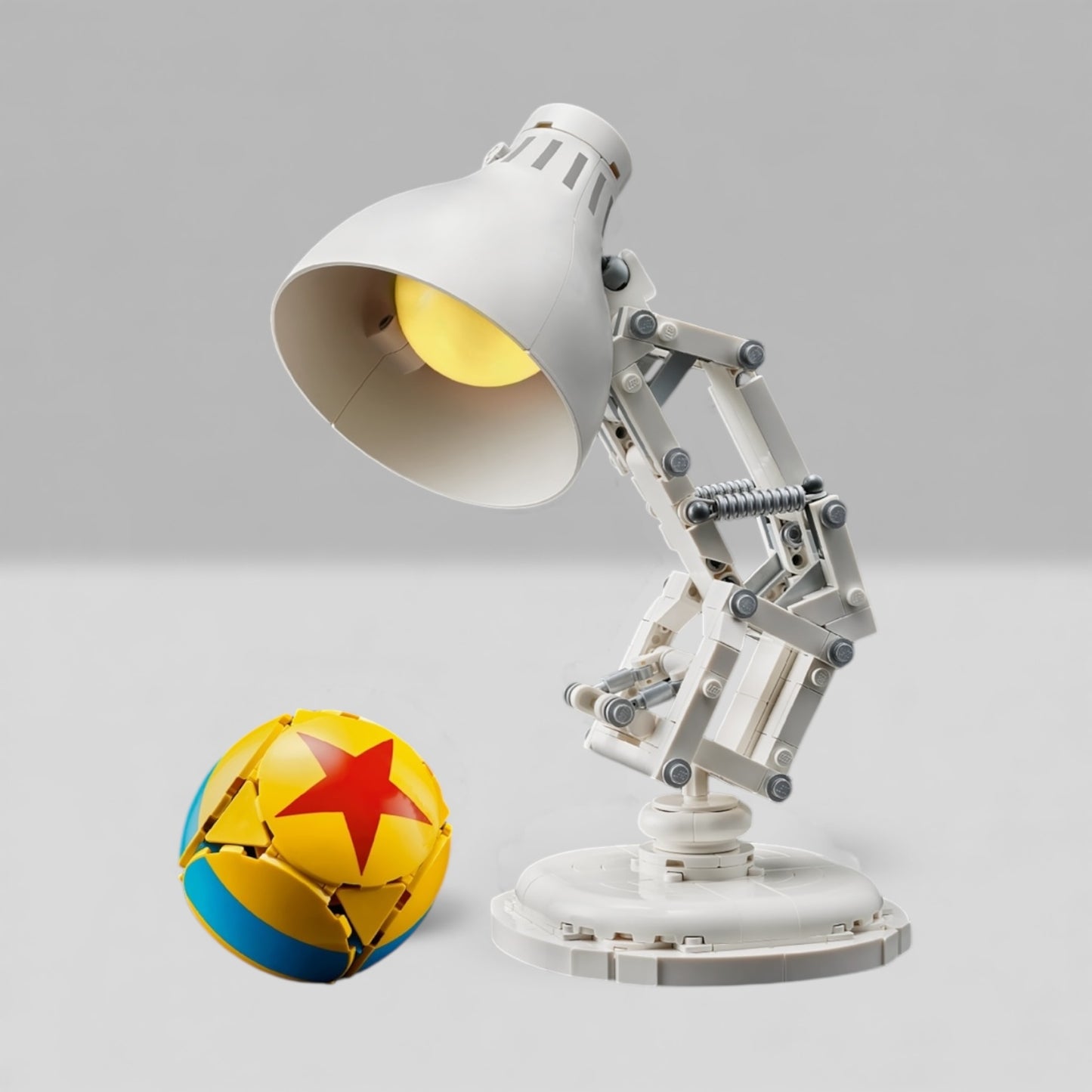 LEGO Ideas 21357 Disney Pixar Luxo Jr. – nowy, nie złożony, komplet!