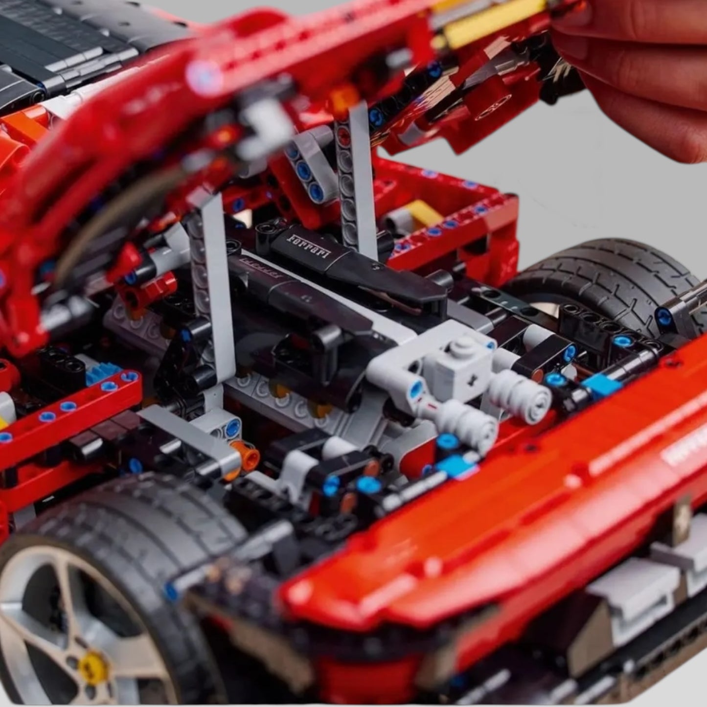 LEGO Technic 42143 Ferrari Daytona SP3 – nowy, nie złożony, komplet!