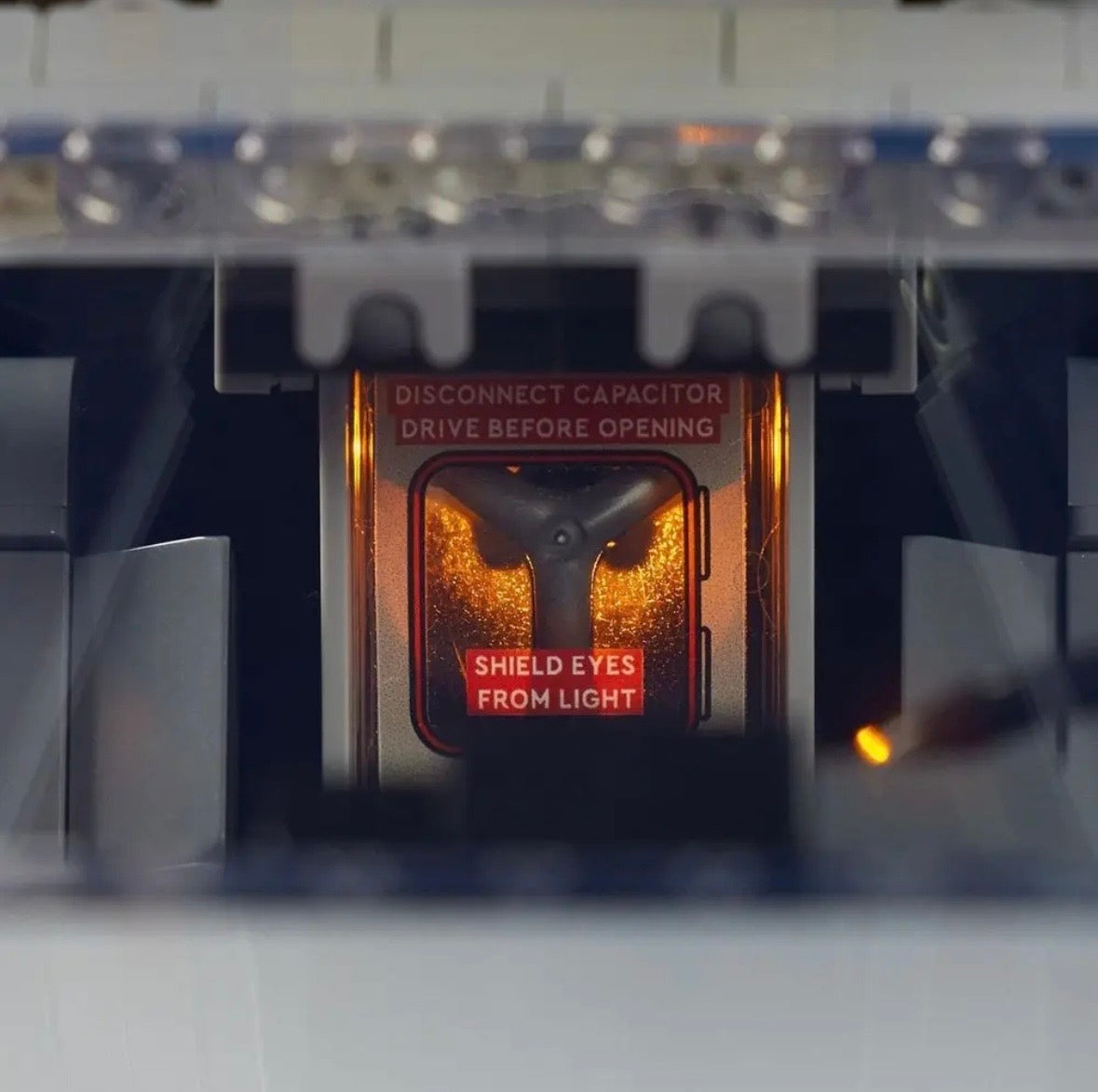 LEGO Icons 10300 Powrót do przyszłości Wehikuł czasu – nowy, nie złożony, komplet!